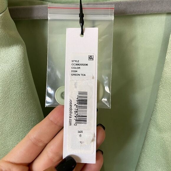 NWT Alice + Olivia Denny Satin Green Blazer Crepe Size 6 - Picture 14 of 15